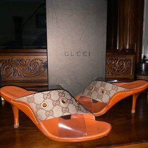 Gucci sandals size 8.5